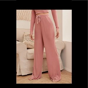 NWOT Soft Wide Leg Pant